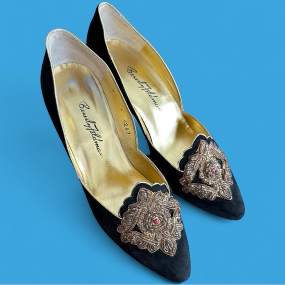 1960s Vintage Beverly Feldman Black Suede Leather Gold Sequined Vamp Heels 9 - Picture 1 of 14